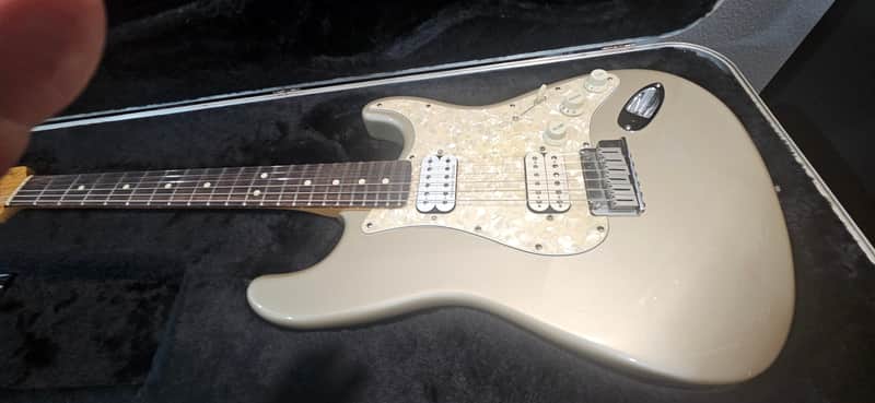 Fender Big Aplple Stratocaster 1997 - Shoreline Gold image 1