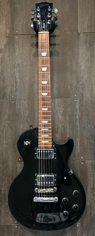2000 Gibson Les Paul Studio Black w/ Original Case in Very Good Condition!