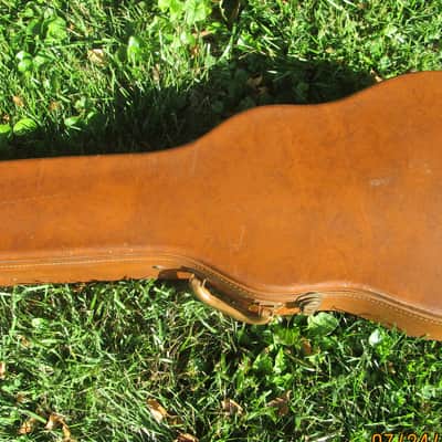 Gibson ES-140 & LG-2 3/4 Lipton Guitar Case, 1950's, Rare image 2