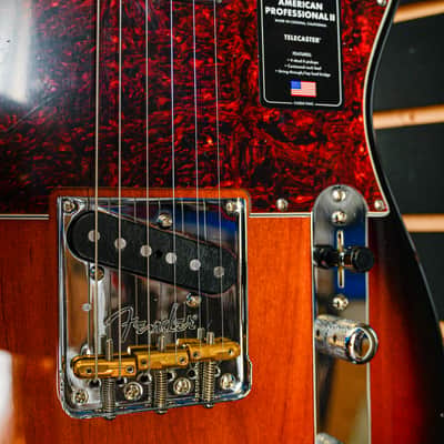 Fender American Professional II Telecaster MN 3 tone Sunburst 7lb 9.8oz US210062416 image 13