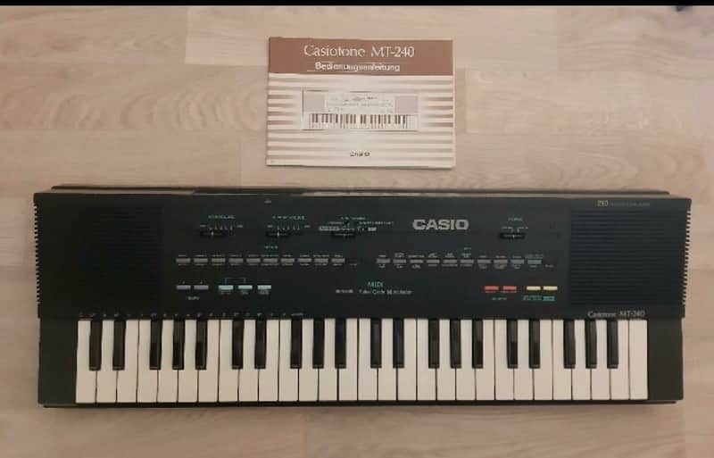 RARE Casio MT-240 Vintage Keyboard with MIDI, multitimbral, 210