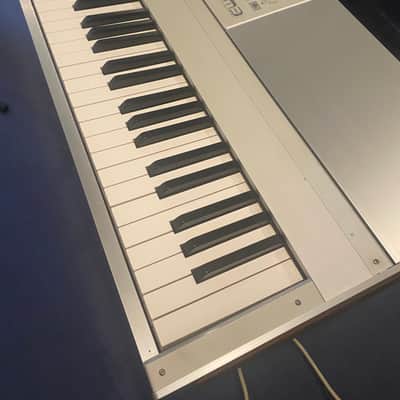 Korg M3 88 2010s - Gray image 2