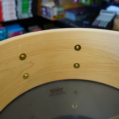Vintage Pearl/Japan Custom Classic 5x14" One Piece Maple Snare Drum - Honey Natural Lacquer image 11