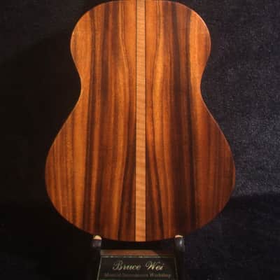 Handmade Baritone Ukulele, Solid Hawaiian Koa, Spruce & Acacia, 4 String, Turtle Soundhole, Soft-bag Bruce Wei UG19-2328 image 5