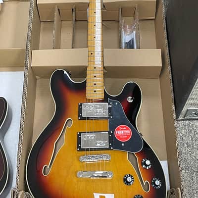 Squier Starcaster 2026 - Sunburst image 1