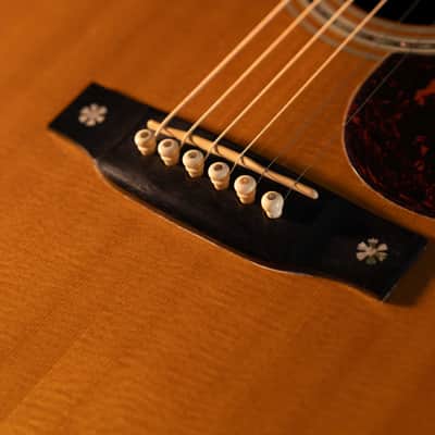 Martin OM-42 – Low Profile Neck – Sitka Spruce / East Indian Rosewood – Original Martin Hardshell Case image 9
