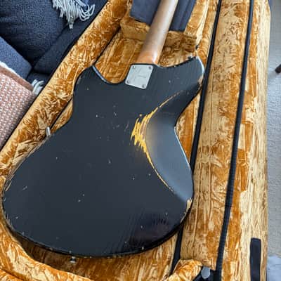 Novo Custom Series Serus J | Bull Black over '64 3-Tone Sunburst image 3