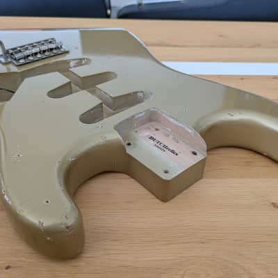 Dutchrelics Stratocaster nitro Body 2014 Shoreline Gold + Vibrato image 7
