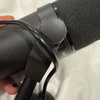 Shure SM7B Cardioid Dynamic Microphone 2001 - Present - Black image 4