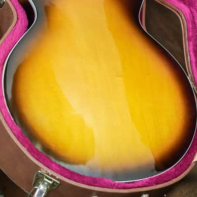 Gibson ES-135 Memphis 2000 | Sunburst image 10