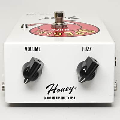used Shin-Ei Special Fuzz 2 with VERY RARE White Finish! Excellent Condition with Box! image 6