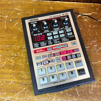 BOSS SP-303 Dr. Sample w/ 100-240V power supply, 32 MB card