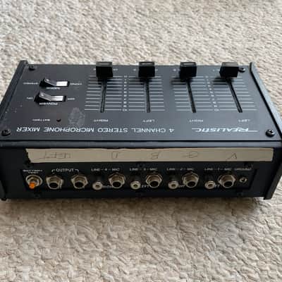 Realistic 4 Channel Stereo Microphone Mixer 32-1105A Black image 3