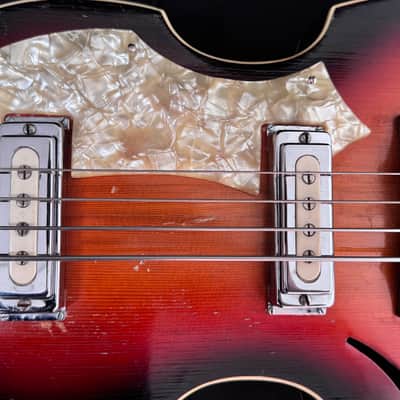 Hüttl bass 1960s - shortscale image 10