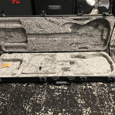 Deluxe Molded Bass Case for J and P basses image 5