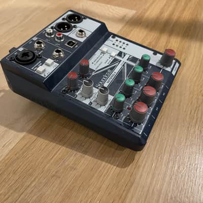 Soundcraft Notepad-5 5-Channel Analog Mixer 2010s - Blue image 2