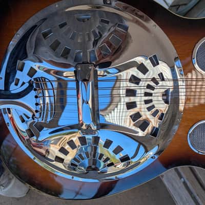 GoldTone Paul E. Beard Signature Series - Sunburst image 10