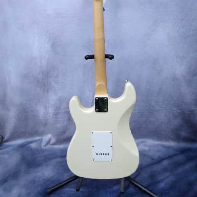 Stratocaster Style Guitar, unbranded, White image 7