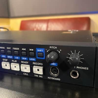 TASCAM SS-R100 SOLID STATE RECORDER image 3