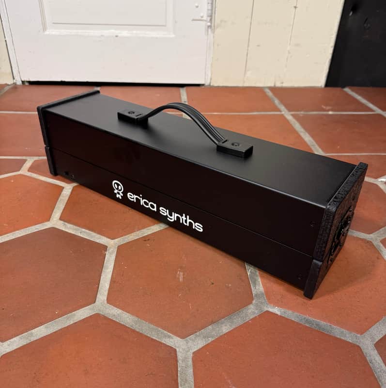 Erica Synths 1x104HP Aluminum Skiff Case image 1