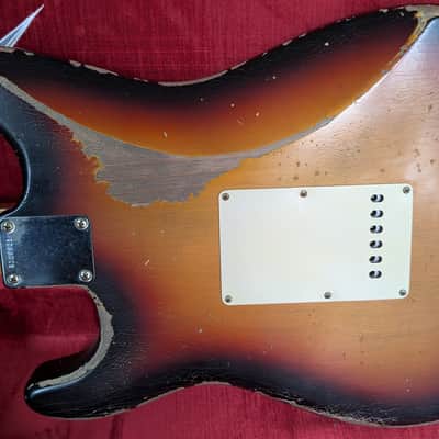 Fender Custom Shop Masterbuilt 1963 Stratocaster – Greg Fessler 2023 - Relic 3-Tone Sunburst image 4