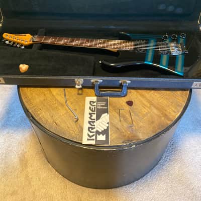 Kramer Pacer Special 1982 - Black with bent wire graphic image 11