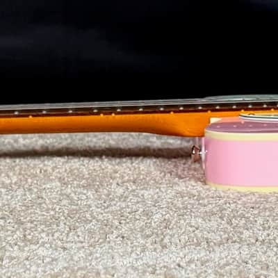 Squier FSR Classic Vibe 60's Custom Esquire 2025 Model in Shell Pink image 15