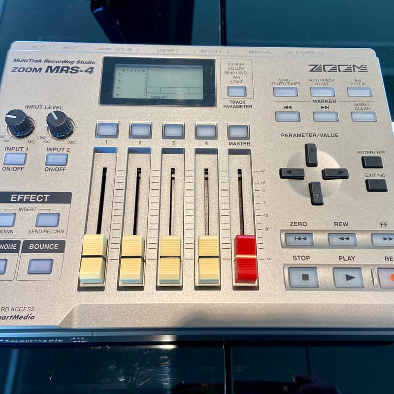 2004 Zoom MRS-4 Silver