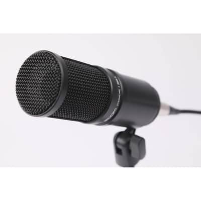 Zoom ZDM-1 Dynamic Podcasting Microphone with On-Stage Stands MS7701B Tripod Mic Stand and XLR Cable image 5