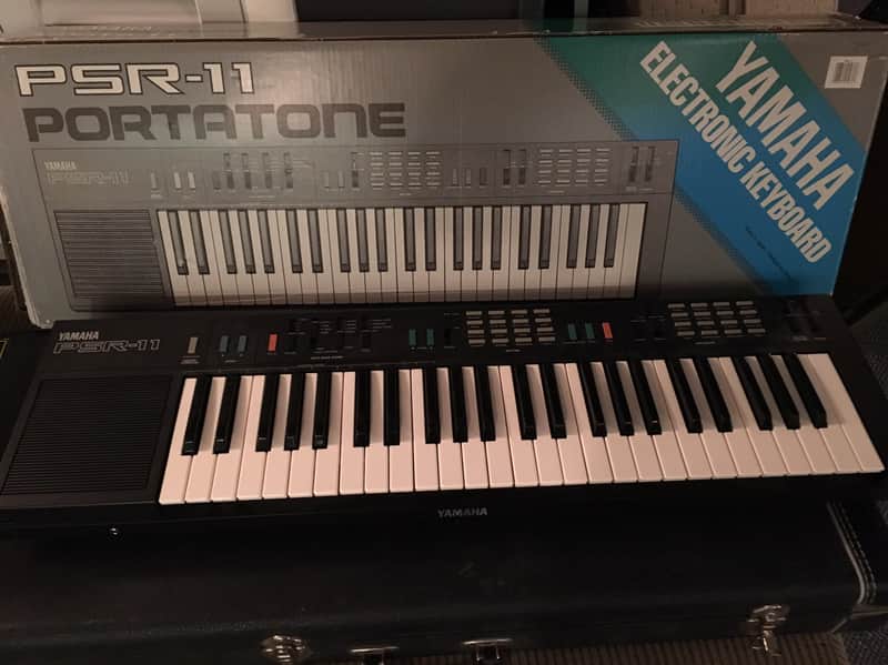 Yamaha PSR-11 Portatone Keyboard 1980's Black | Reverb