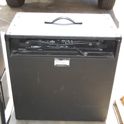 Peavey TNT 115S Bass Amp Black image 5