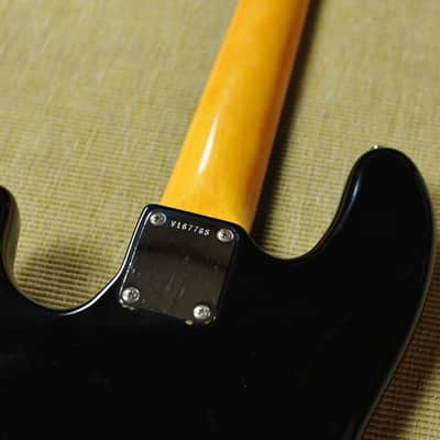 Fender 1962 American Vintage Reissue Jazz Bass - 62 AVRI - Black image 11