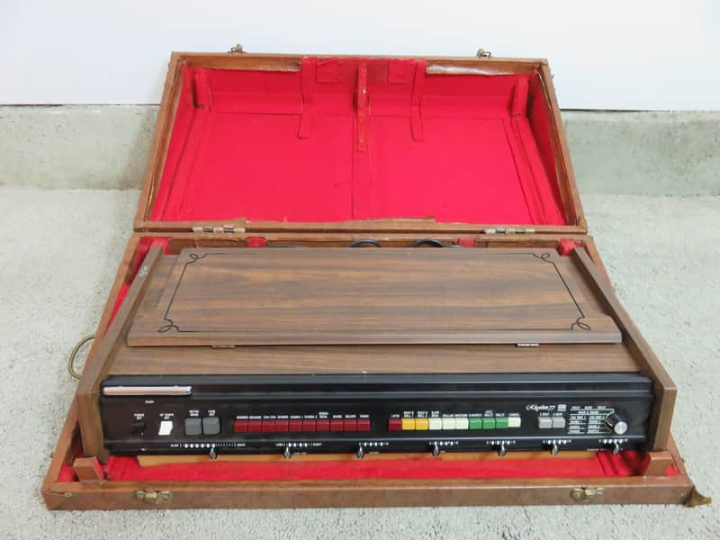 Roland TR-77 | Reverb