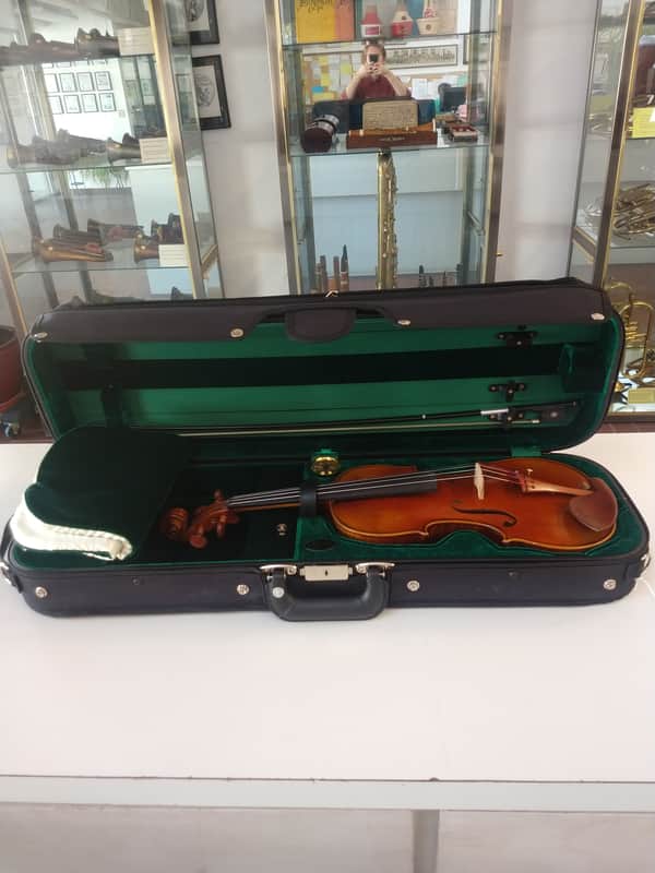 New Step Up 4/4 Violin by Cedar Music, Model CD with bow, case and warranty image 1
