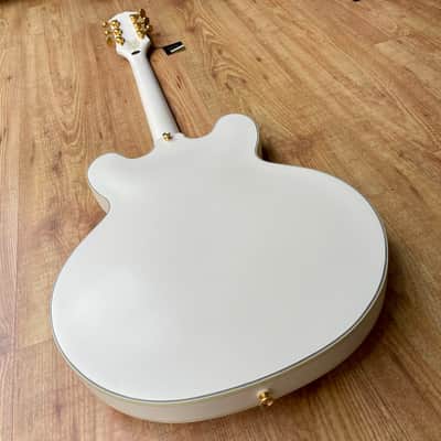 Epiphone Emily Wolfe "White Wolfe" Signature Sheraton Aged Bone White image 15