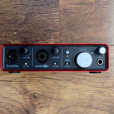 Focusrite Scarlett 2i2 (1st GEN) USB Recording Audio Interface image 2