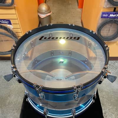 Ludwig Vistalite 50th-Anniversary Pro Beat 3-Piece Shell Pack with Matching Snare Drum; Blue/Clear/Blue image 9