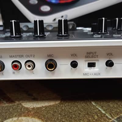 Pioneer DDJ-Ergo V (Virtual DJ) - Controller a 2 Canali per DJ image 5