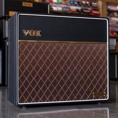 Vox AC15 Hand-Wired 1X12 Combo Guitar Amplifier - Greenback Speaker image 3