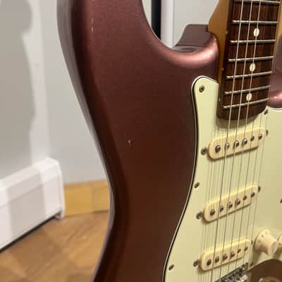 Fender Stratocaster Japan Hybrid 2018 - Burgundy mist image 3
