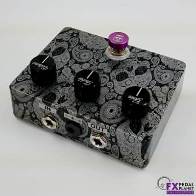 Flattley Guitar Pedals Centurion 2023 - Sugar Skulls image 5