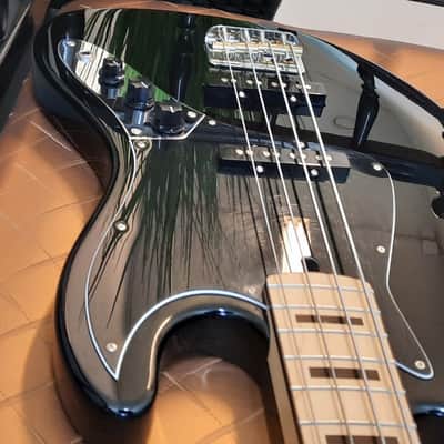 Ashdown The Grail bass 4-string, maple fretboard image 8