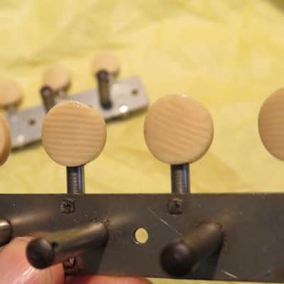 vintage 1800's early 1900's vintage mandolin tuners striped catalin/bone/ivory buttons image 9