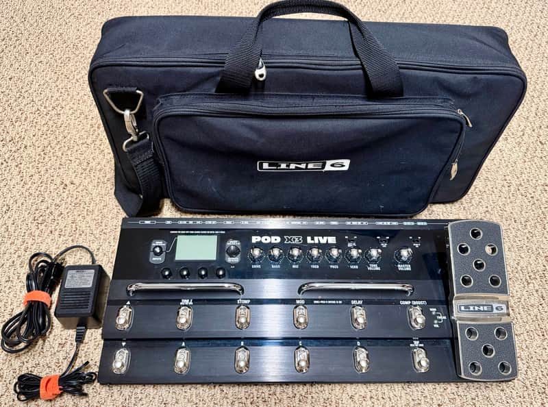 Line 6 POD X3 Live Multi-Effect and Amp Modeler 2007 - 2011 - Black image 1