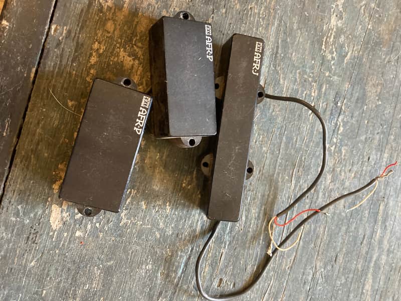 Ibanez AFR P-J Bass pickup - Set 90's - Blk image 1