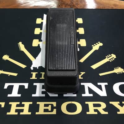 Dunlop GCB95 Cry Baby Standard Wah image 3