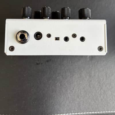 Wampler Metaverse 2022 - Present - White / Black image 2