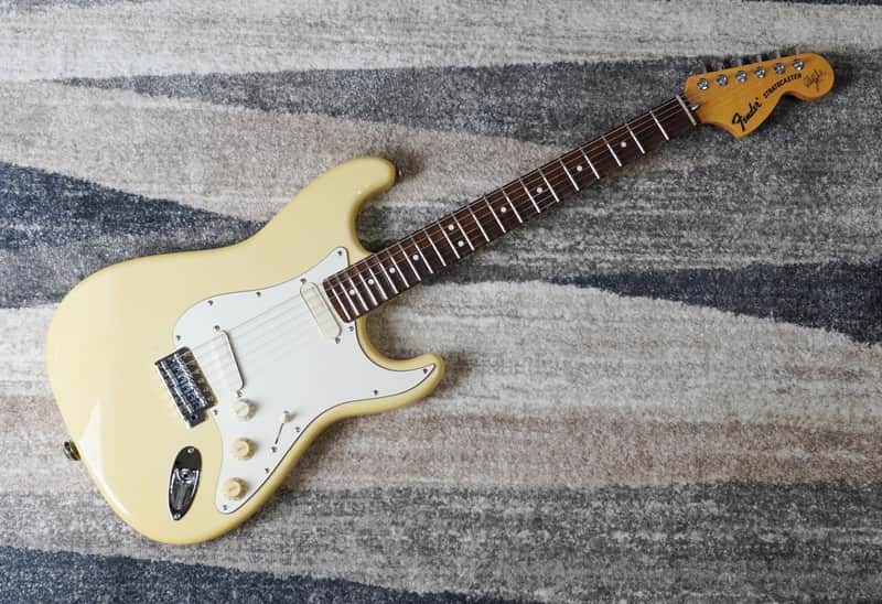 Fender Ritchie Blackmore Stratocaster ST72-175RB Olympic White