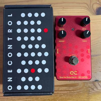 One Control Dyna Red Distortion 4K 2020 - 2021 - Red image 1