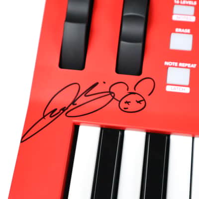 Akai MPC Key 37 Signed By deadmau5 image 2